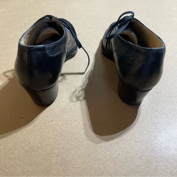 Varda Black Leather Heels - Picture 5 of 12